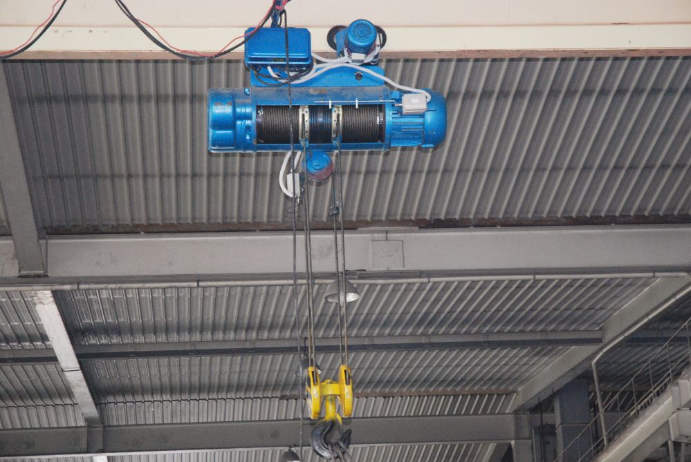 貴州黔南起重設(shè)備、CD型鋼絲繩式電動葫蘆廠家銷售、安裝維修