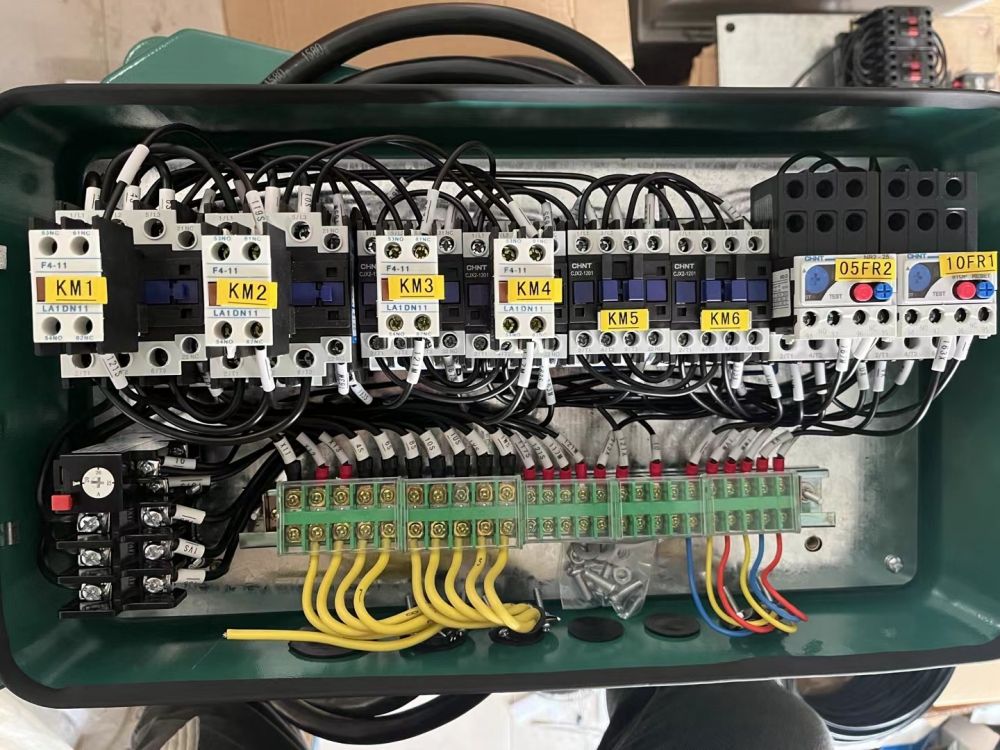 電動(dòng)葫蘆電氣控制箱、CD/MD/防爆電動(dòng)葫蘆電氣箱批發(fā)、安裝更換
