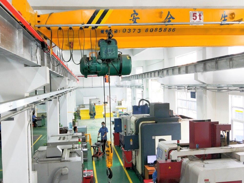 起重機廠家產(chǎn)地、品牌、電動單梁起重機設(shè)計制造、安裝維修