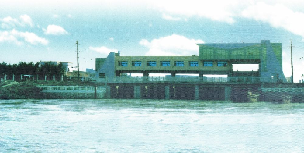 弧形鋼制閘門應(yīng)用場(chǎng)景圖