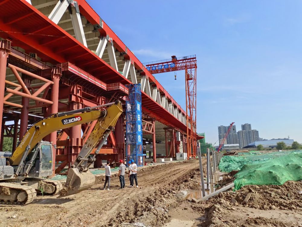 MG桁架雙梁門式起重機(jī)、路橋門機(jī)生產(chǎn)廠家、產(chǎn)品報(bào)價(jià)