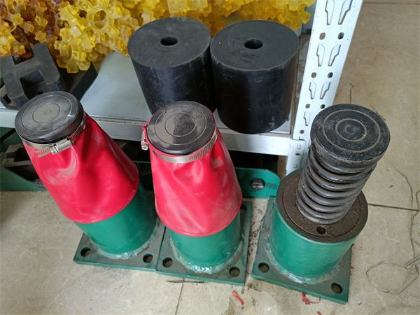 起重機聚氨酯緩沖器、防撞膠、防撞設置