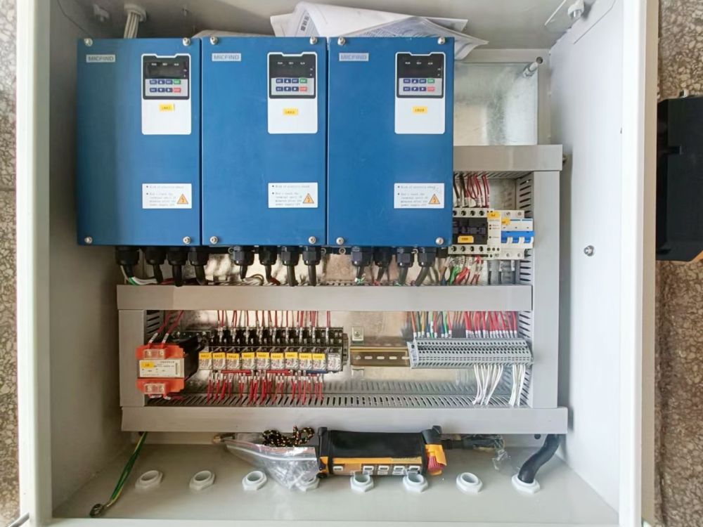 山東起重電氣箱柜、棗莊起重機遙控器、成套電氣批發(fā)