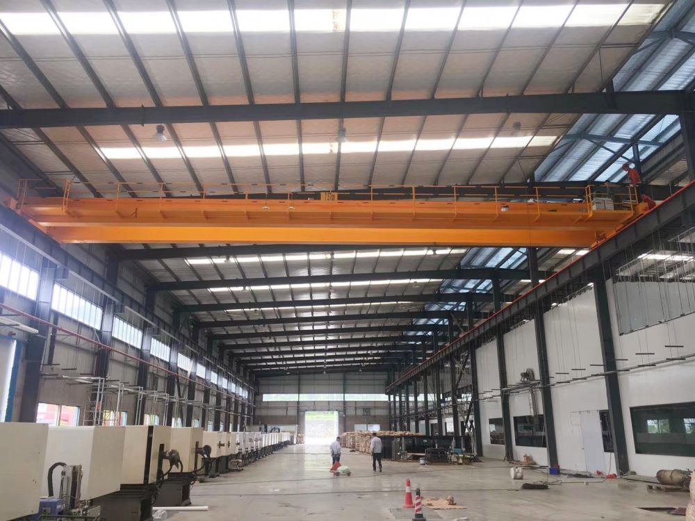 鄭州滎陽起重機廠家銷售、電動雙梁起重機供貨安裝維修