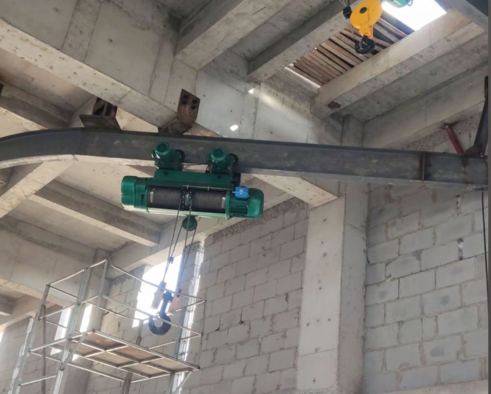 西安電動葫蘆、電動葫蘆單軌吊、彎道單軌吊