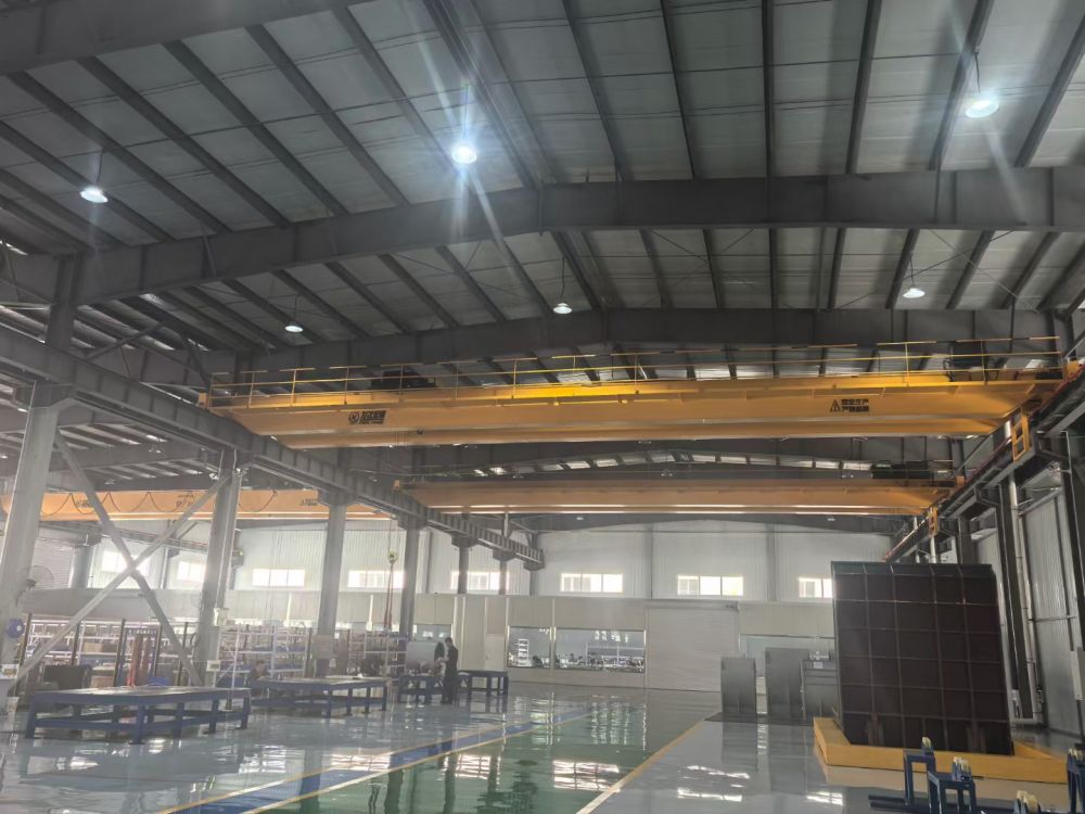 江西贛州電動葫蘆橋式起重機、葫蘆雙天車、吊機、行車