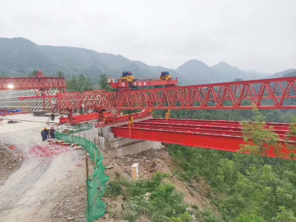山西大同架橋機(jī)、提梁機(jī)-工地起重機(jī)械廠家銷(xiāo)售
