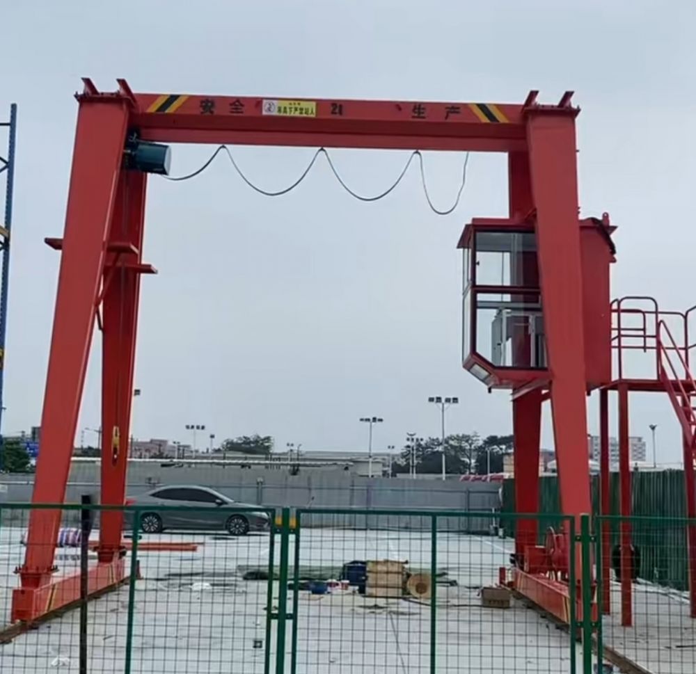 門式起重機（龍門吊）生產(chǎn)制造廠家、價格報價、技術(shù)參數(shù)