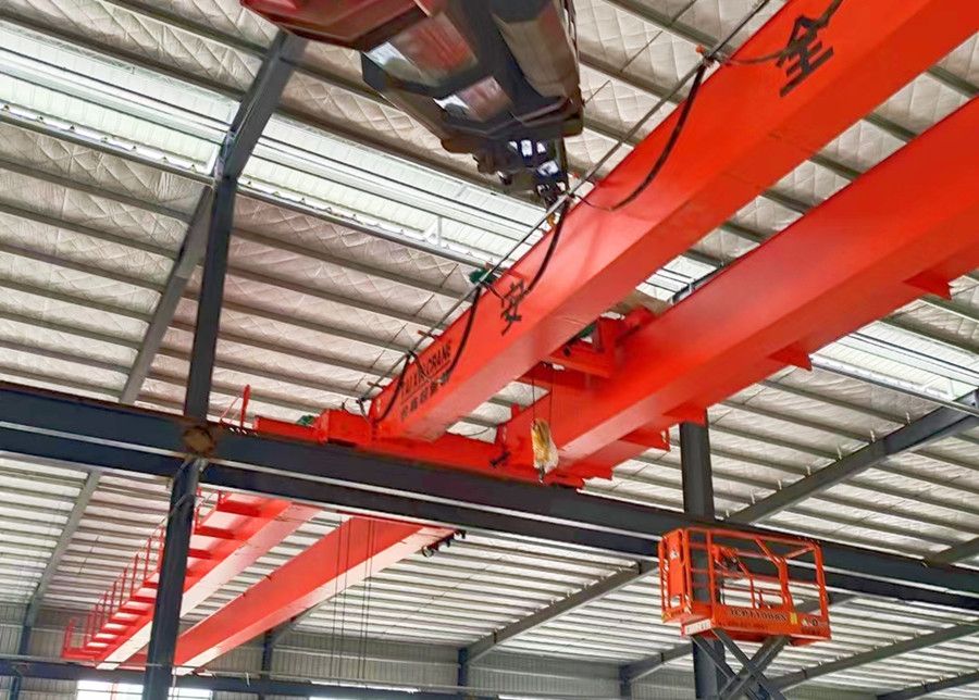 陜西起重機、西安起重機-LH型電動葫蘆雙梁橋式起重機