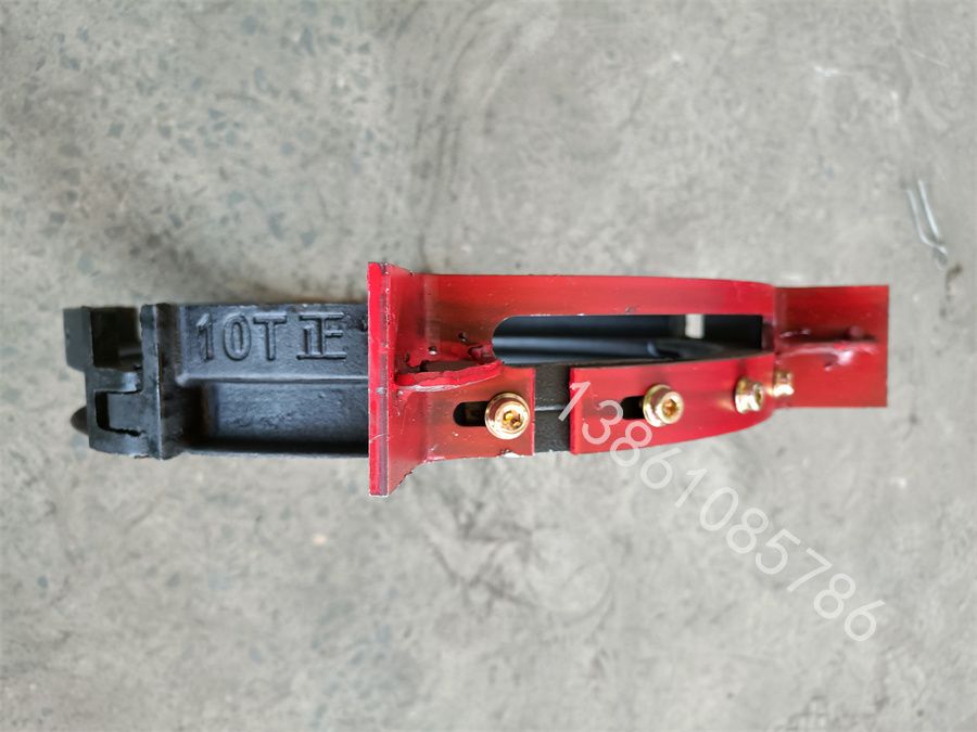 電動葫蘆導(dǎo)繩器、鋼絲繩電動葫蘆導(dǎo)繩器