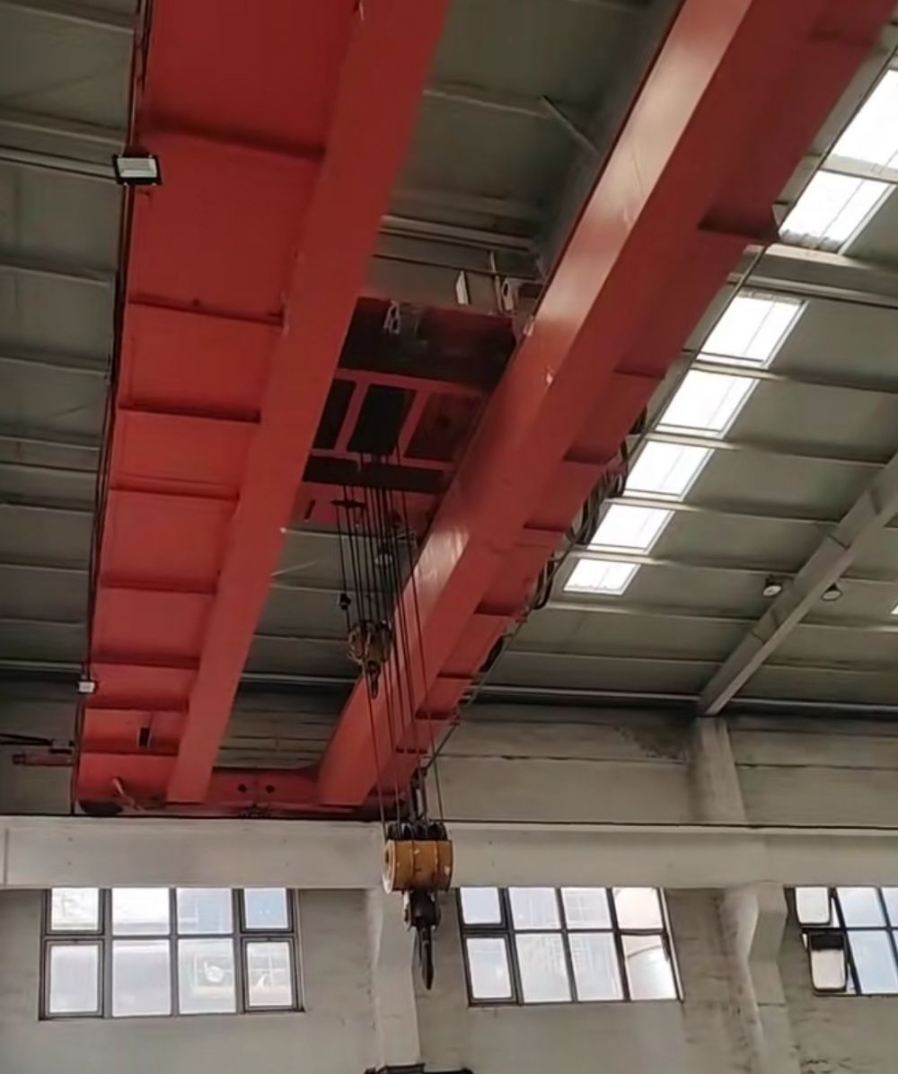 江蘇雙梁行車廠家、QD型吊鉤橋式起重機