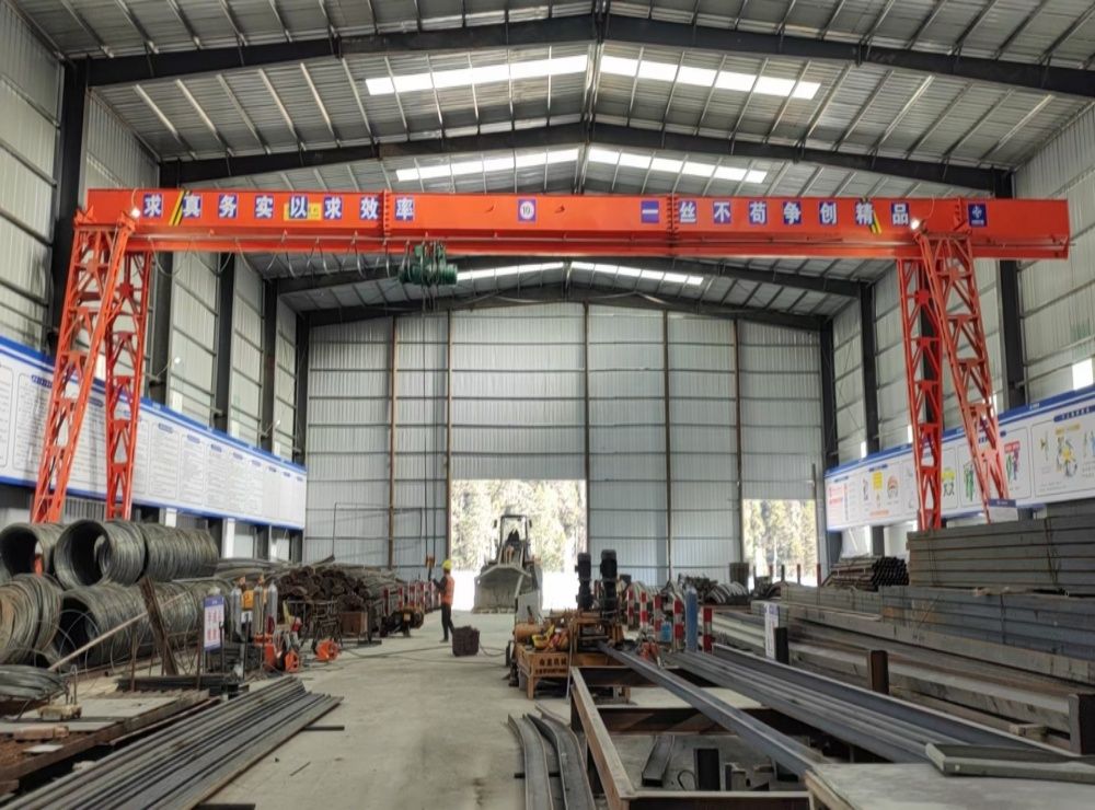 新疆起重機(jī)、MH型1~32噸電動單梁門式起重機(jī)、龍門吊廠家、價(jià)格