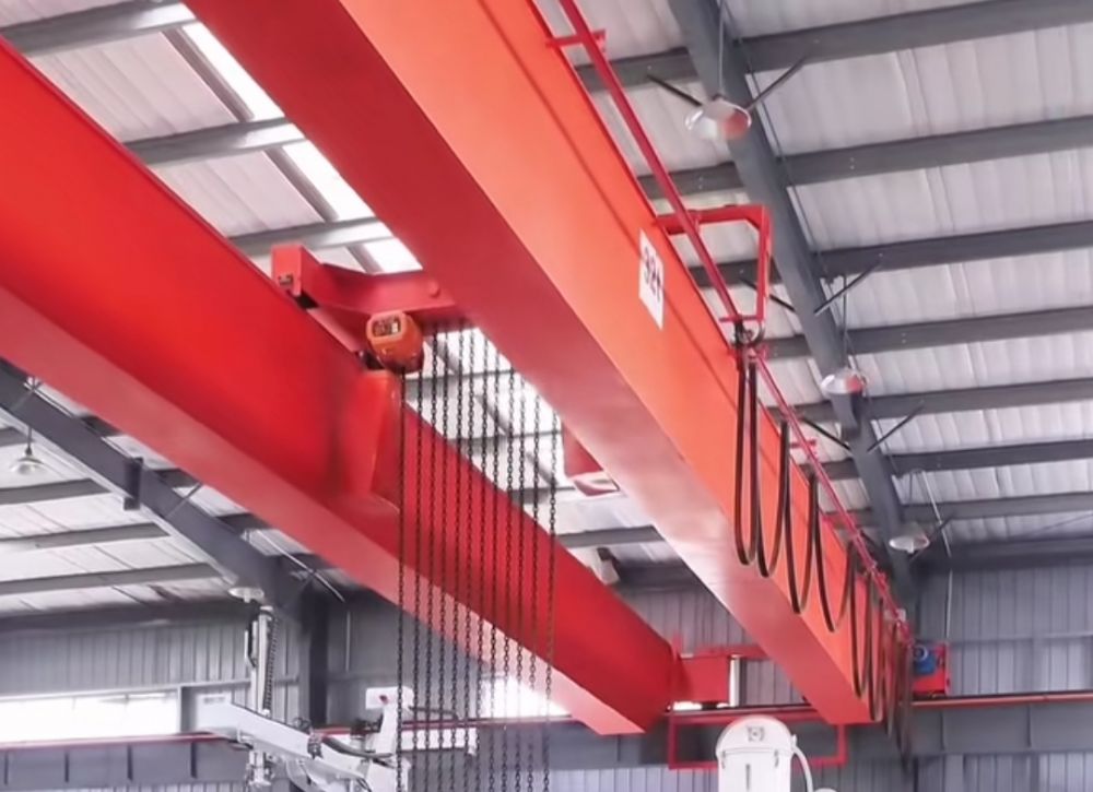 陜西起重機廠家報價、LH型電動葫蘆雙梁起重機、行吊