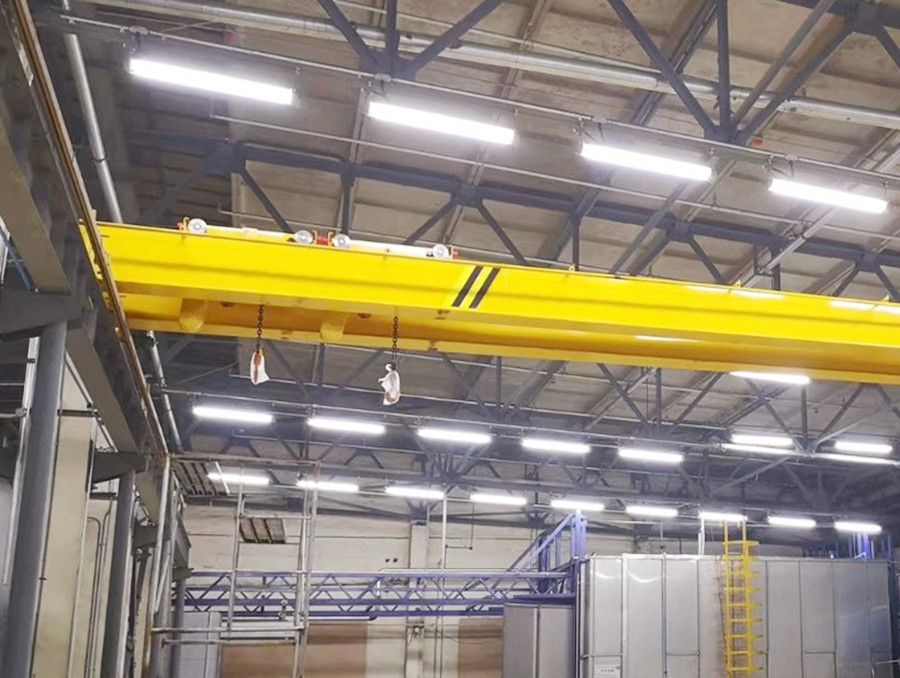 重慶起重機(jī)械、LHE型電動(dòng)葫蘆雙小車雙梁橋式起重機(jī)