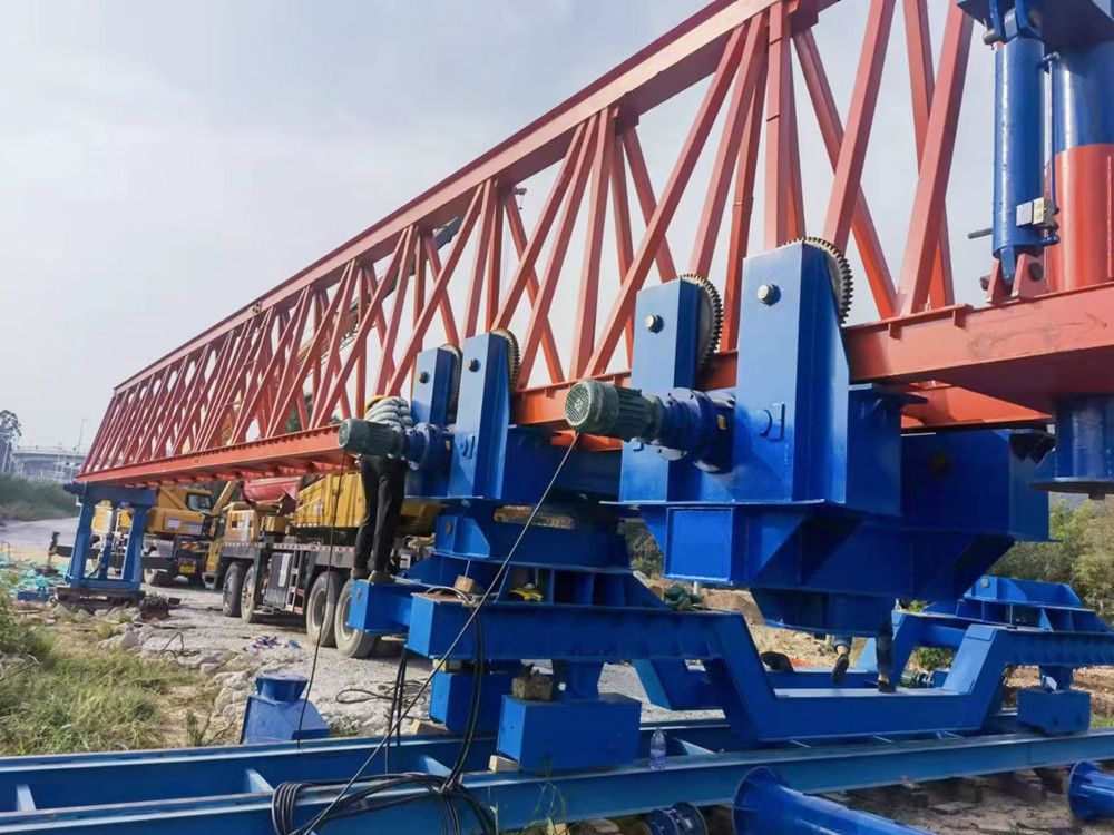 河南鐵山起重40m180t架橋機生產(chǎn)廠家