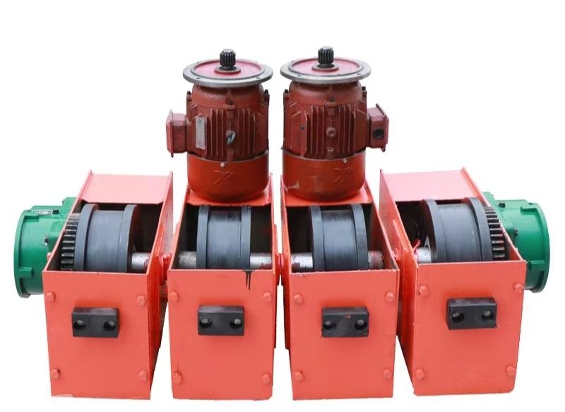 河南起重機(jī)端梁生產(chǎn)廠家、起重機(jī)電機(jī)車輪組