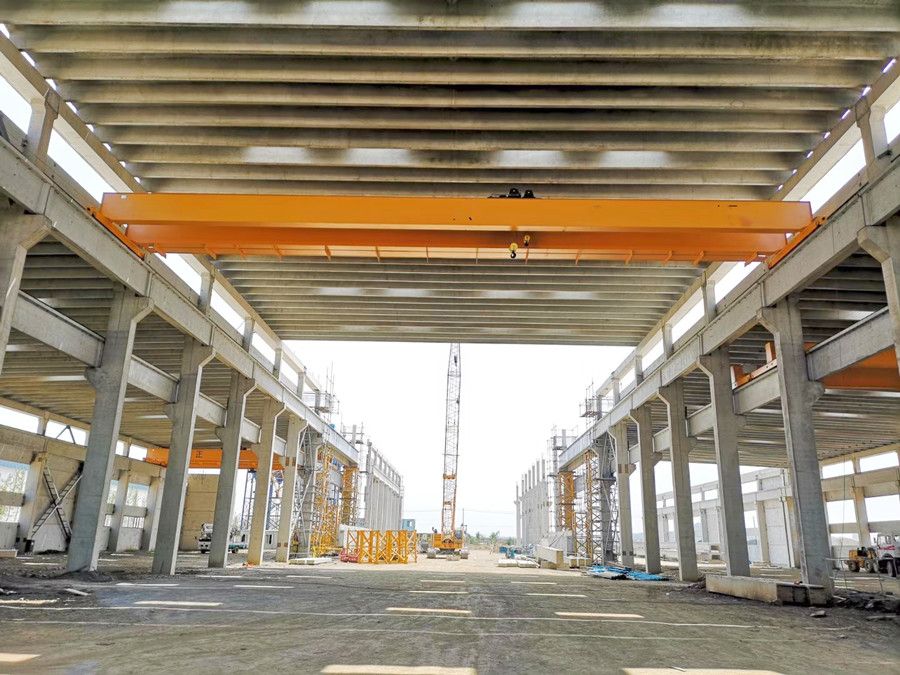 大連橋式起重機(jī)、LH型歐式電動(dòng)葫蘆雙梁起重機(jī)