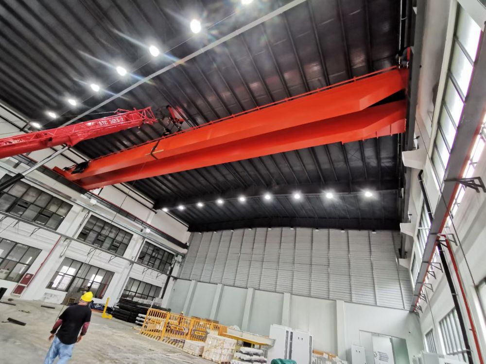 浙江寧波LH型電動(dòng)葫蘆單鉤、LH型葫蘆雙鉤橋式起重機(jī)