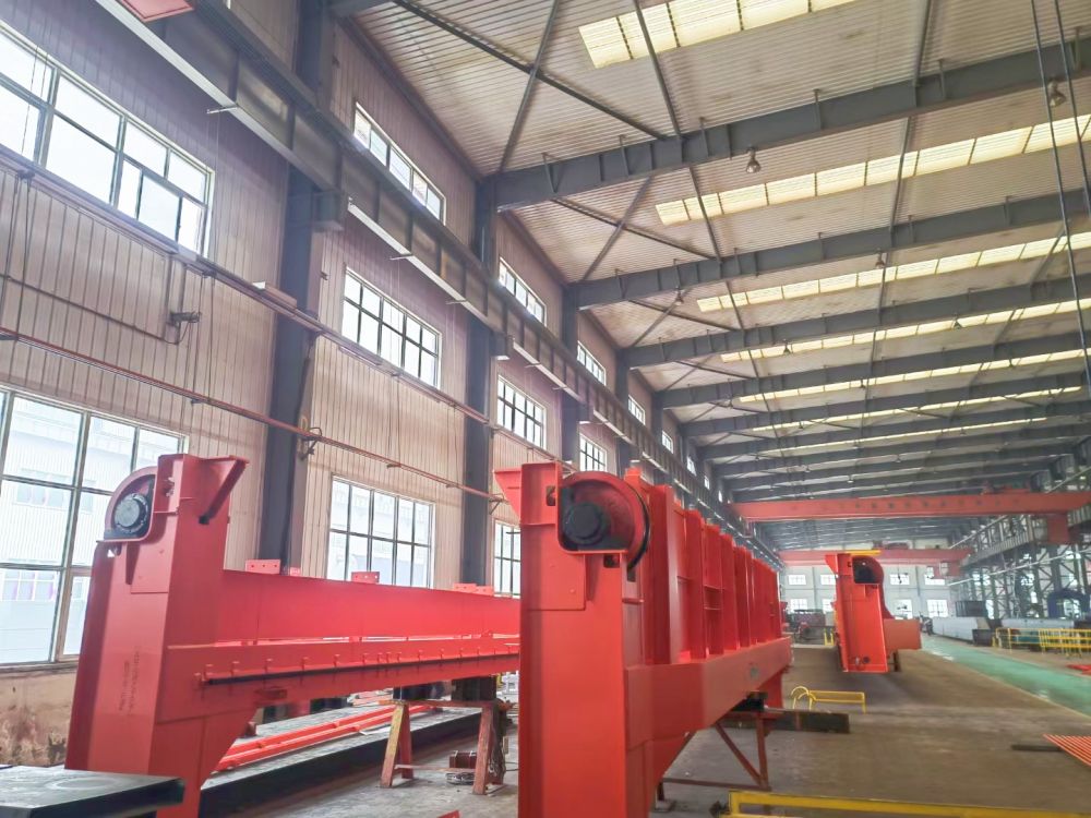 LH型電動(dòng)葫蘆雙梁起重機(jī)、QD型吊鉤橋式起重機(jī)