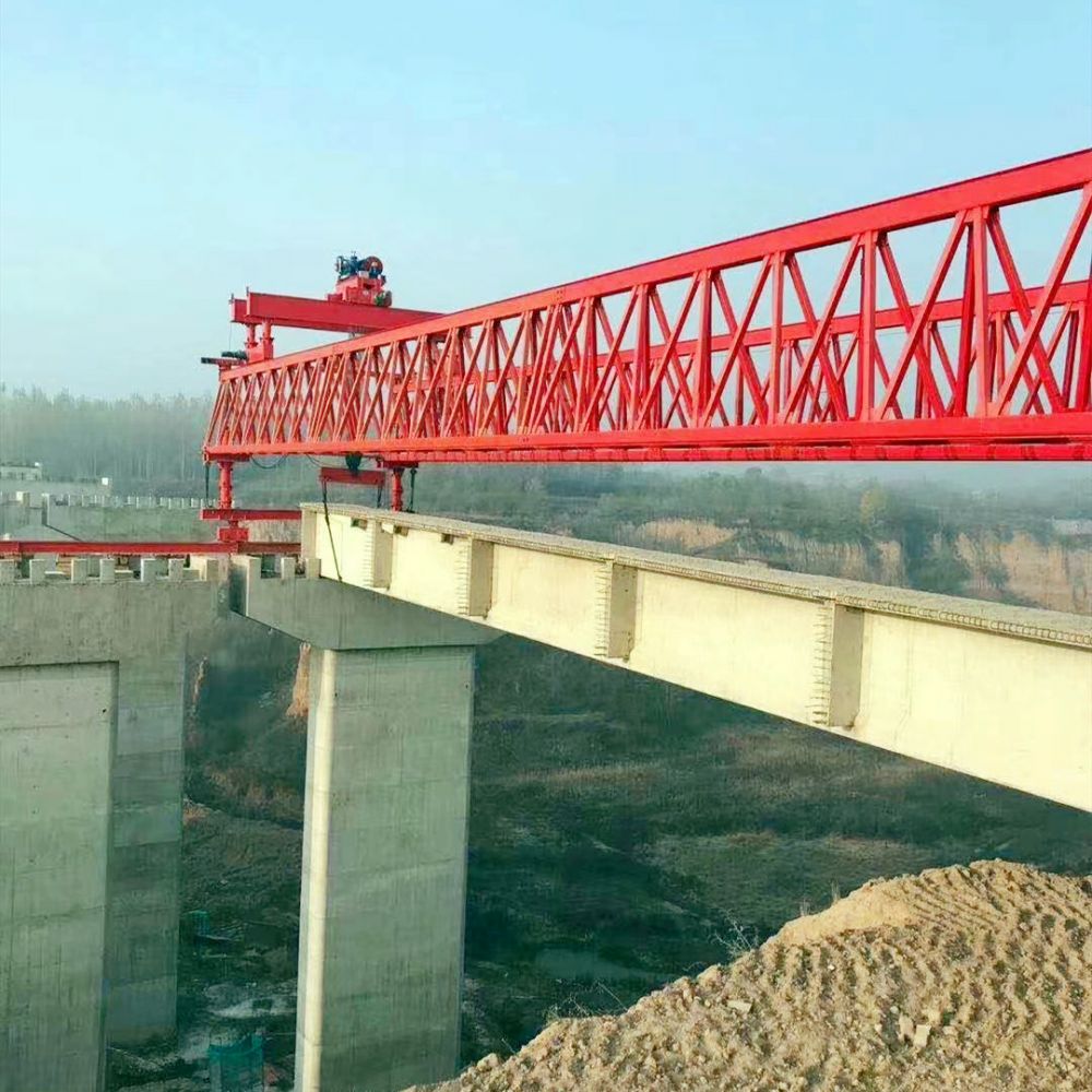 出租架橋機(jī)、架橋龍門吊、提梁機(jī)、單雙梁門式起重機(jī)租賃出租安裝維修