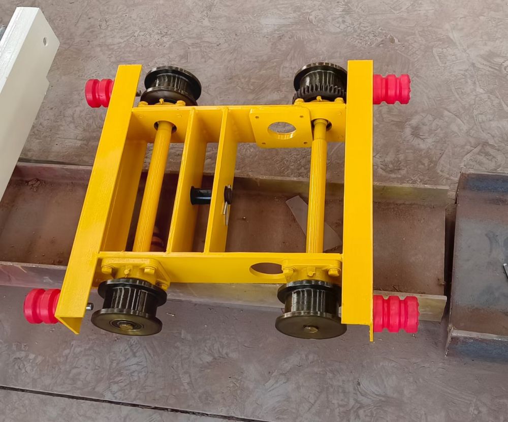 雙梁起重機臺車、環(huán)鏈葫蘆臺車、日式臺式運行小車