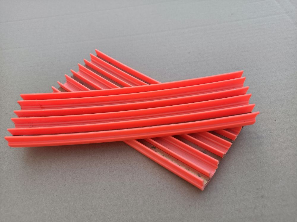 無接縫滑導(dǎo)線、滑觸線廠家銷售、滑觸線安裝改造維修