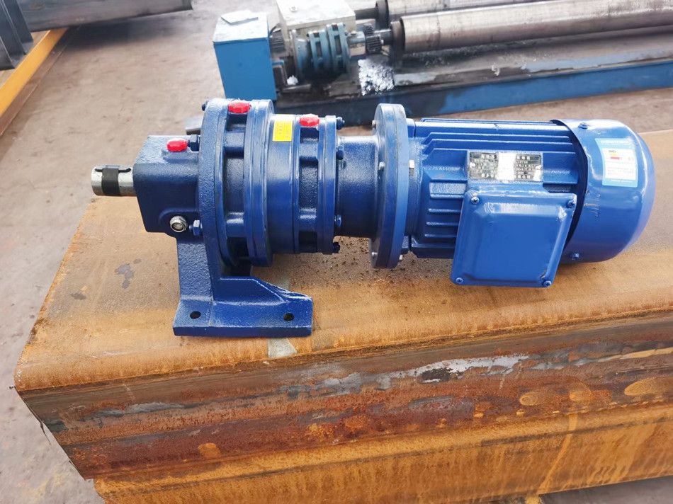 駐馬店減速機(jī)、單極、雙級(jí)擺線針輪減速機(jī)廠家銷(xiāo)售、配件、維修