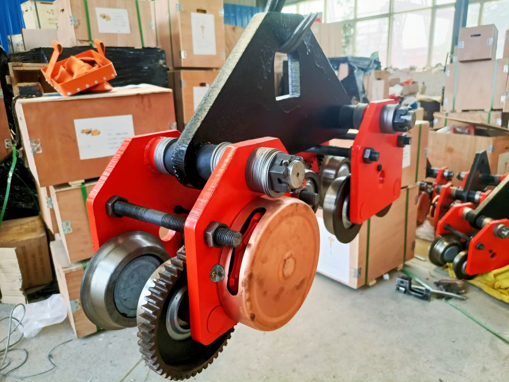 手拉跑車(chē)、手動(dòng)跑車(chē)、大小噸位防爆手拉跑車(chē)生產(chǎn)定制、批發(fā)零售