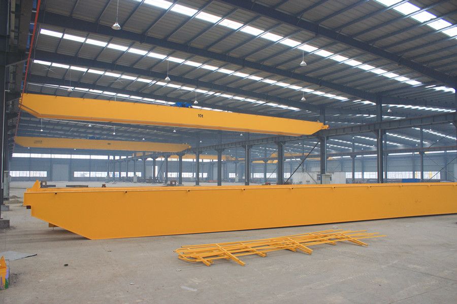 新疆烏魯木齊起重機(jī)廠家、LH型電動(dòng)葫蘆雙梁起重機(jī)