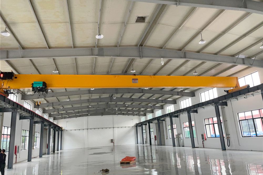 上海LD電動單梁起重機(jī)、歐式新型電動單梁起重機(jī)工程