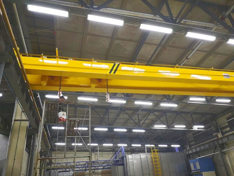 大連電動(dòng)橋式起重機(jī)、LH-LHE型電動(dòng)葫蘆雙梁橋式起重機(jī)