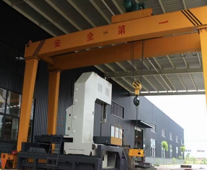 電動葫蘆雙梁門式起重機、龍門吊型號參數、廠家報價