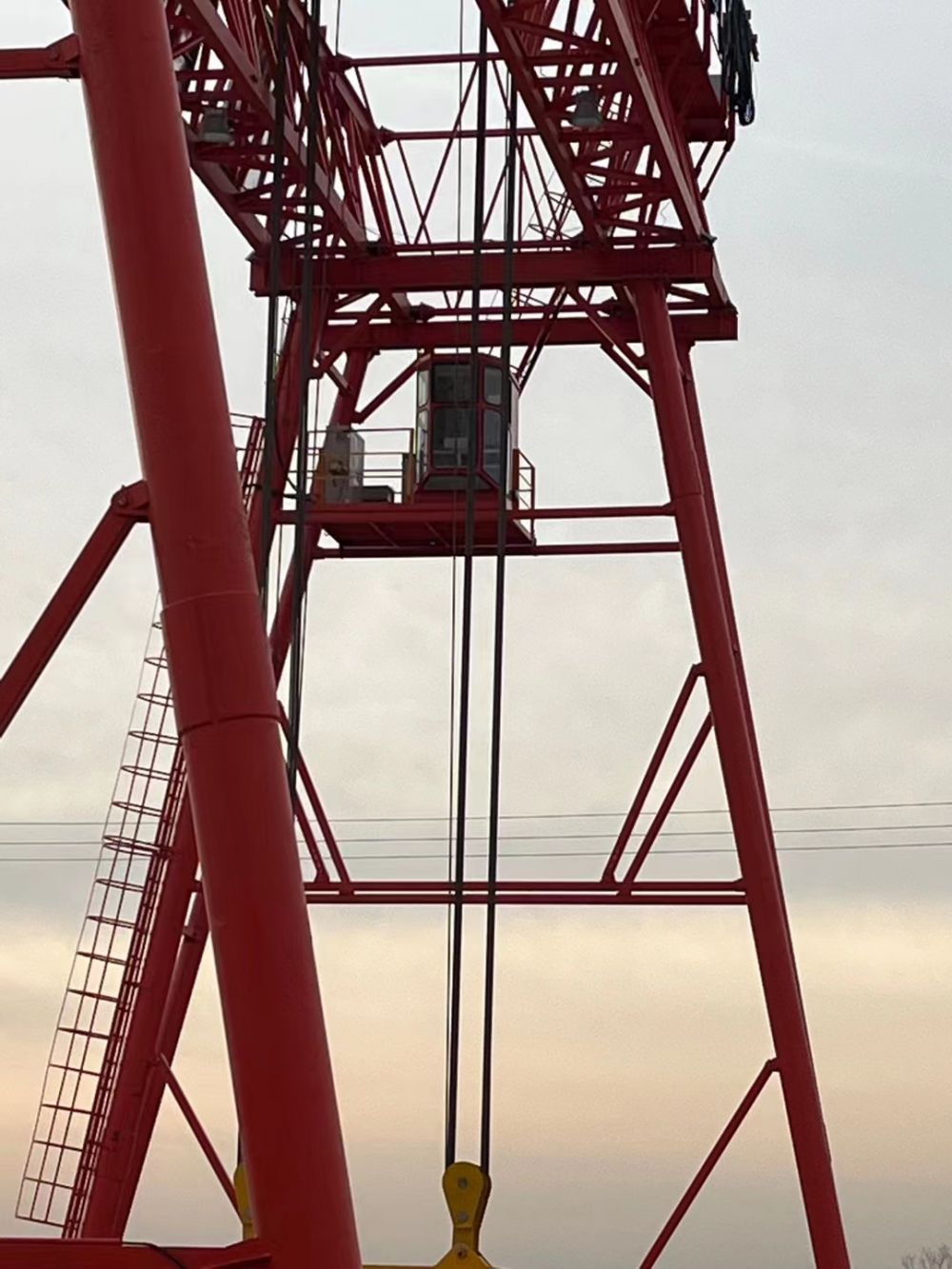 福建路橋門機、提梁機、MG型桁架門式起重機、龍門吊