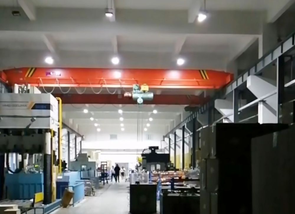 起重機(jī)、天車、吊機(jī)廠家、型號(hào)、參數(shù)、單梁起重機(jī)制造、安裝、維修