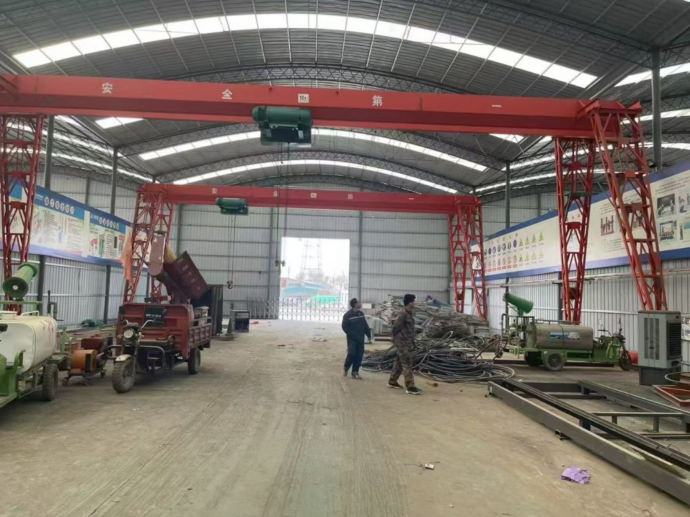 MH型龍門吊、MH型電動(dòng)單梁門式起重機(jī)