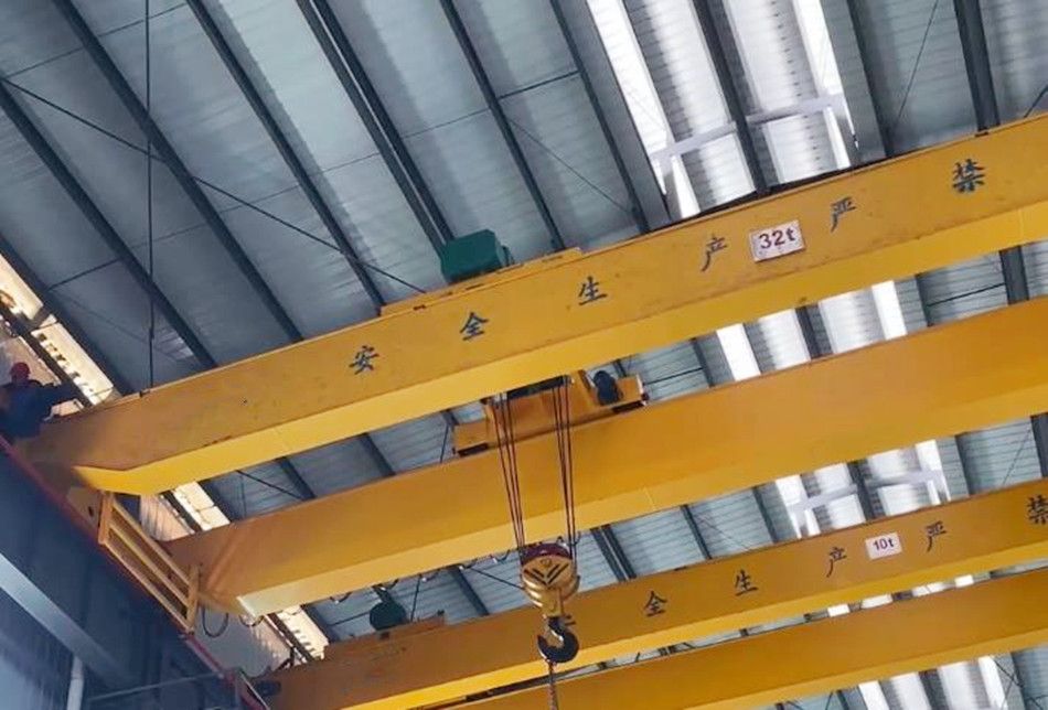 東莞起重機(jī)、LH型32t電動(dòng)葫蘆雙梁橋式起重機(jī)