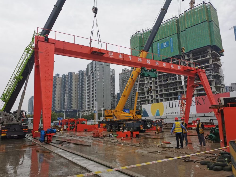 貴州貴陽龍門吊、電動(dòng)單梁門式起重機(jī)廠家銷售安裝維修