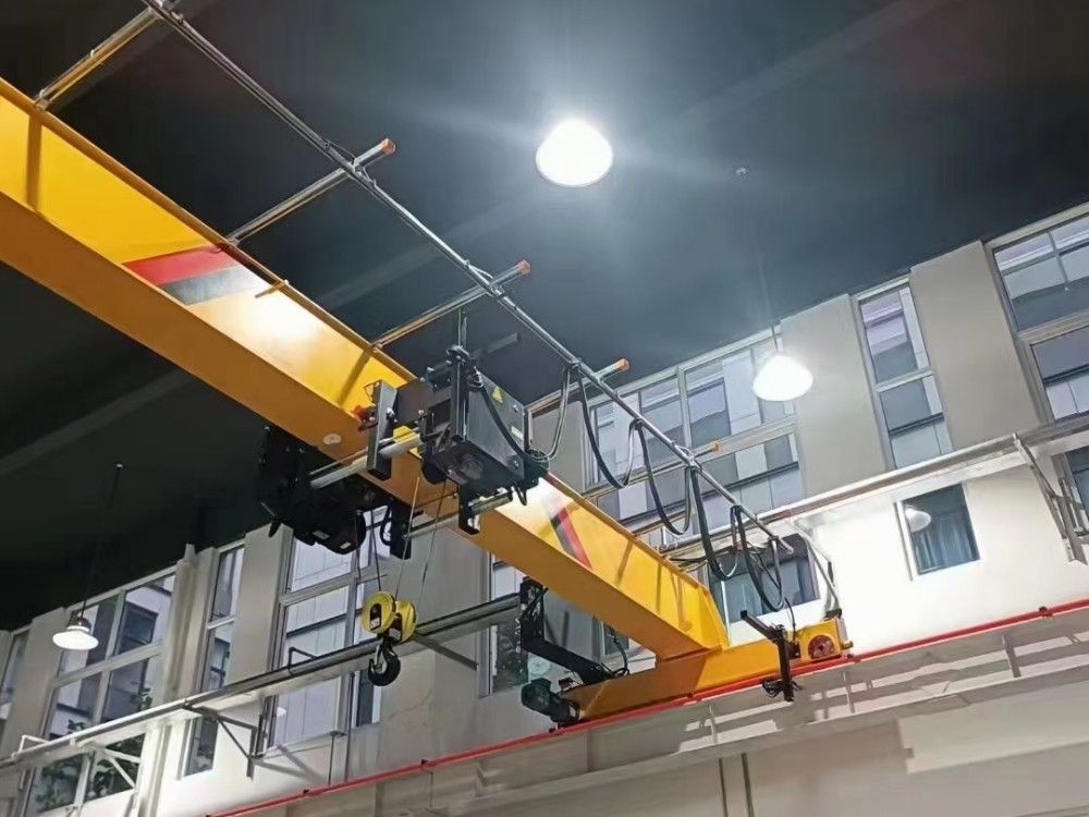 HD型電動(dòng)單梁起重機(jī) (2)